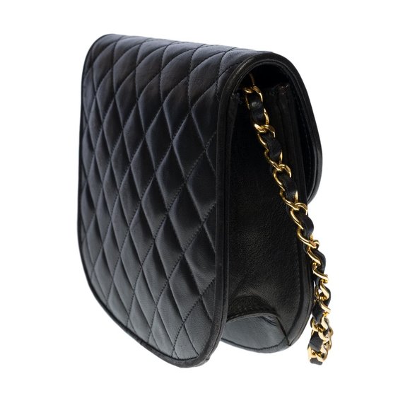 Chanel Classic flap shoulder bag in black quilted leather - Picture 4 of 12